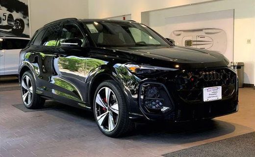 2026 Audi SQ5 Quattro Premium Plus