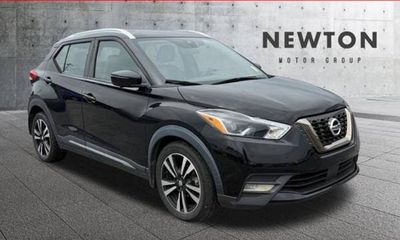 2020 Nissan Kicks SR
