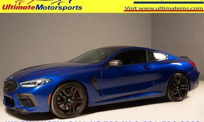 2022 BMW M8 Competition
