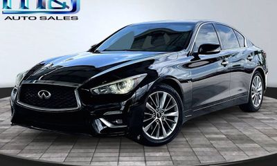 2018 Infiniti Q50 30T Luxe