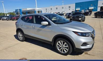 2022 Nissan Rogue Sport S