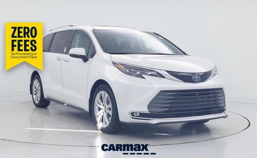 2024 Toyota Sienna Platinum