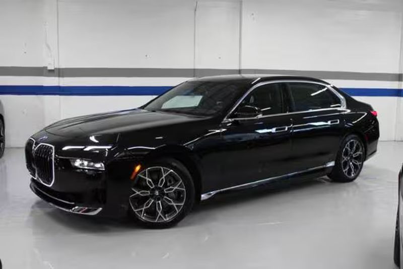 2024 Bmw I7 — a typically priced live listing