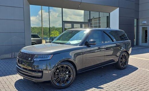 2026 Land Rover Range SE
