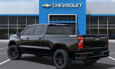 2023 Chevrolet Silverado RST