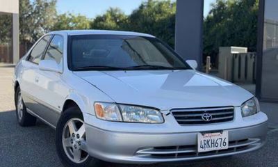2001 Toyota Camry LE
