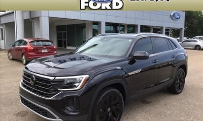 2025 Volkswagen Atlas Cross Sport SE