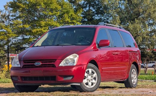 2010 Kia Sedona GL