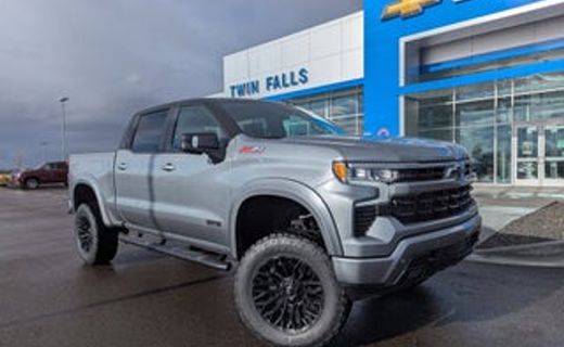2026 Chevrolet Silverado Trail Boss Custom
