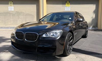 2013 BMW 750LI Alpina B7