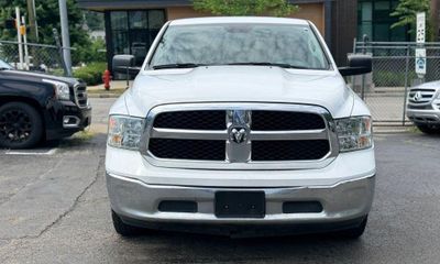 2017 Ram 1500 SLT