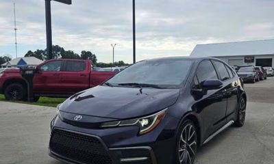 2020 Toyota Corolla SE CVT
