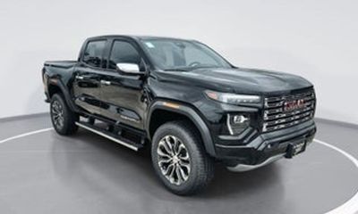 2024 GMC Canyon Denali