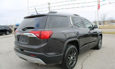 2019 GMC Acadia SLT 1