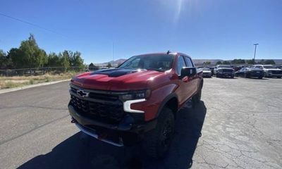 2024 Chevrolet Silverado ZR2