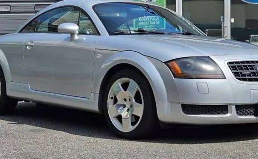 2004 Audi TT