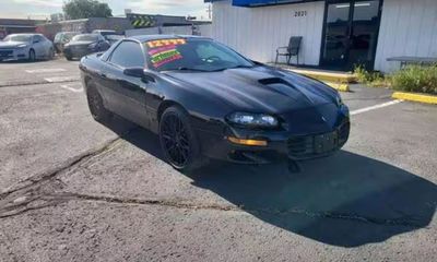 2001 Chevrolet Camaro Sport