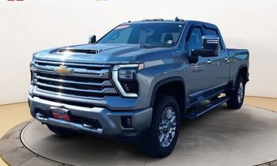 2024 Chevrolet Silverado HD High Country