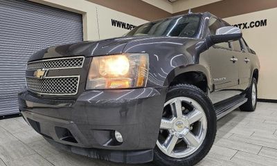 2011 Chevrolet Avalanche LT