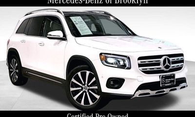2023 Mercedes-Benz GLB-Class GLB250