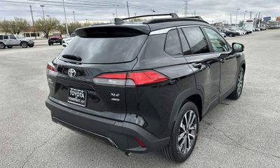 2023 Toyota Corolla Cross XLE