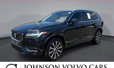 2023 Volvo XC90 Core Bright Theme
