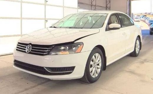 2015 Volkswagen Passat S