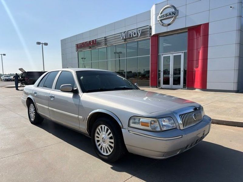 2006 Mercury Grand Marquis — a typically priced live listing
