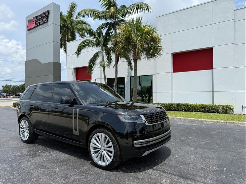 2025 Land Rover Range Rover — a typically priced live listing