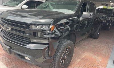 2020 Chevrolet Silverado RST