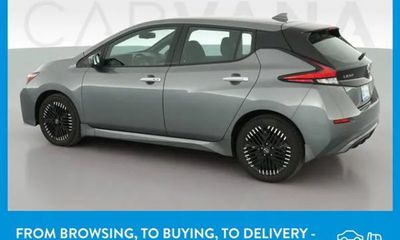 2023 Nissan Leaf SV