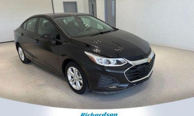 2019 Chevrolet Cruze LS