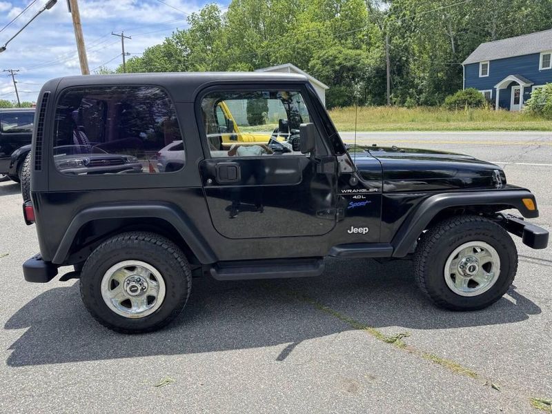 1998 Jeep Wrangler — a typically priced live listing