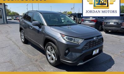 2019 Toyota RAV4 LTD HV Canada