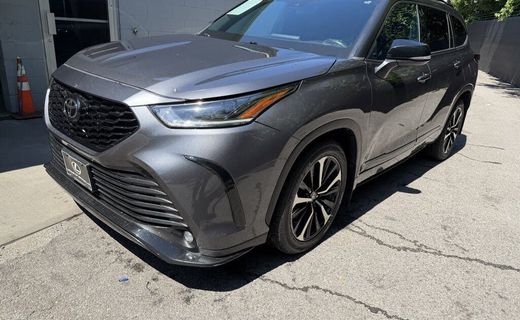 2022 Toyota Highlander XSE