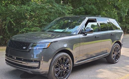 2026 Land Rover Range SE