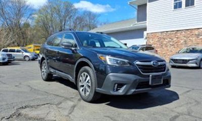 2022 Subaru Outback Base