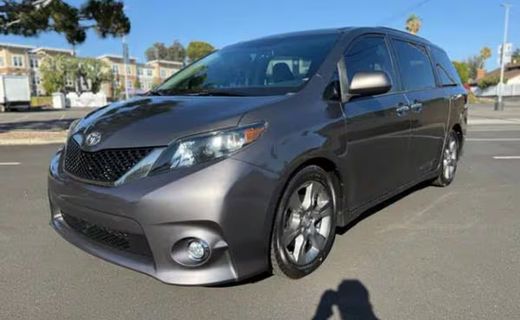 2013 Toyota Sienna SE