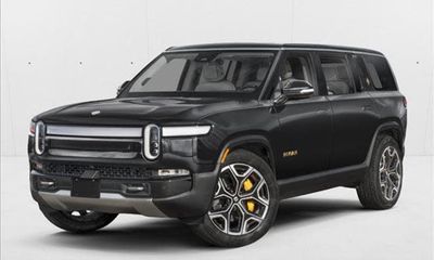 2023 Rivian R1S Adventure