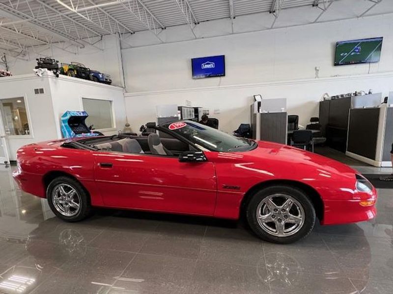1994 Chevrolet Camaro — a typically priced live listing