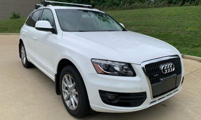 2011 Audi Q5 Premium Plus