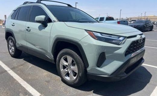 2020 Toyota RAV4 LE