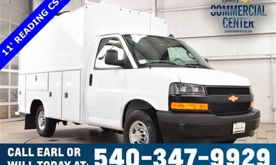 2025 Chevrolet Express 3500 Cutaway 139