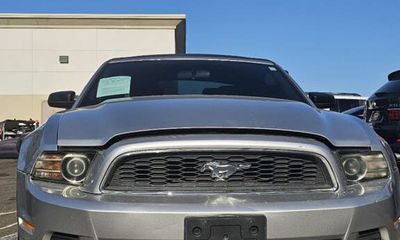 2014 Ford Mustang V6 Convertible