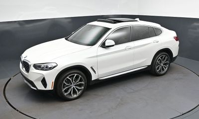 2022 BMW X4 xDrive30i