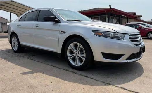 2017 Ford Taurus SE