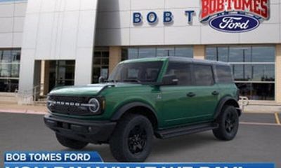 2026 Ford Bronco Outer Banks