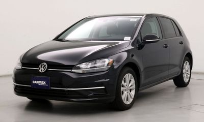 2020 Volkswagen Golf TSI