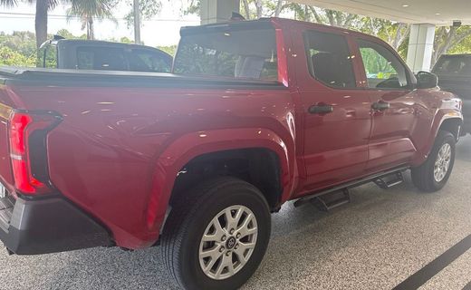 2024 Toyota Tacoma SR