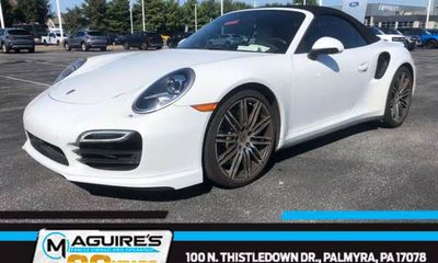 2015 Porsche 911 Cabriolet S